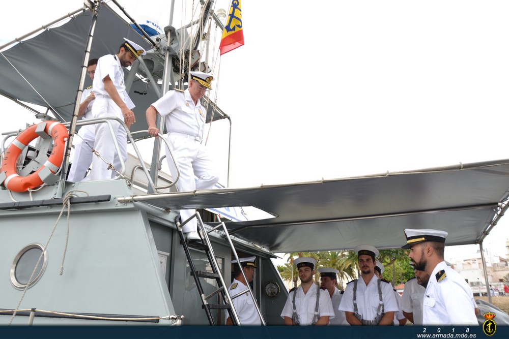 AJEMA visita unidades de la Armada en Huelva